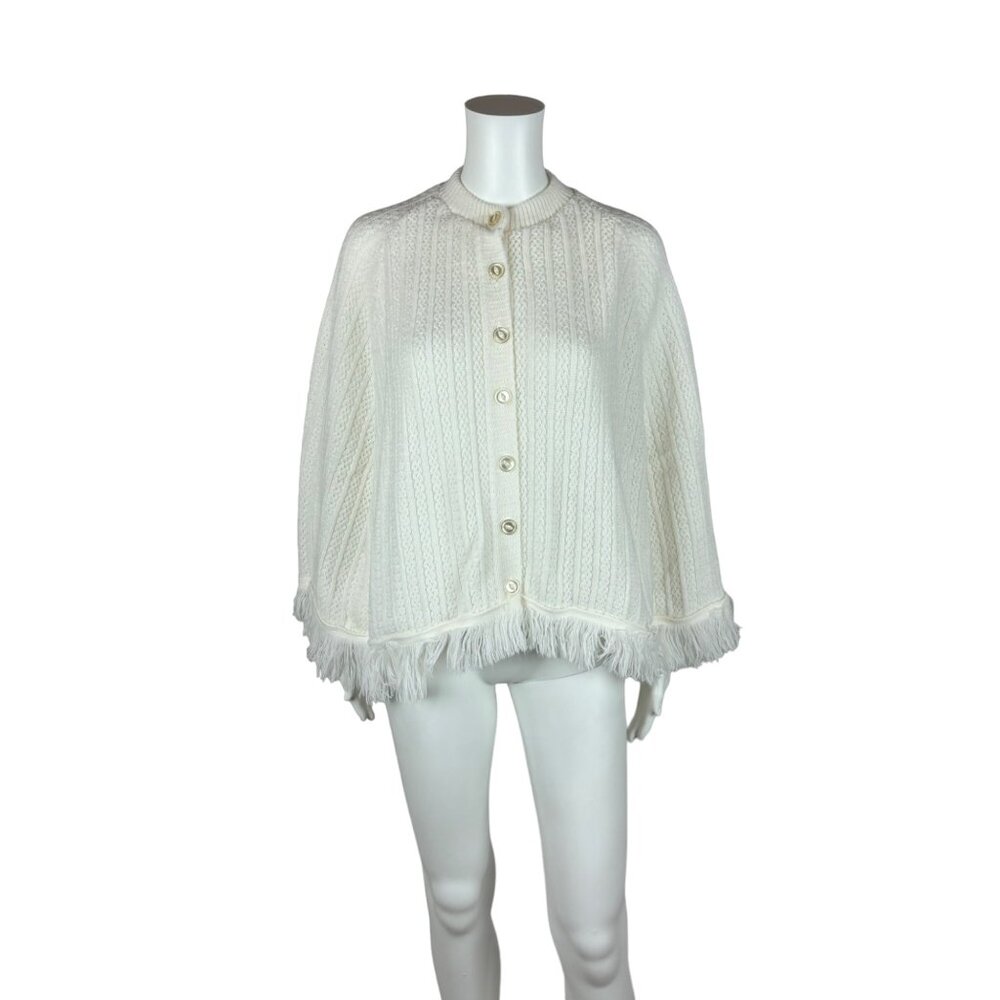 Vintage 60s Knit Cape Women's Small White Crochet Fringe Hem Acrylic Sweater